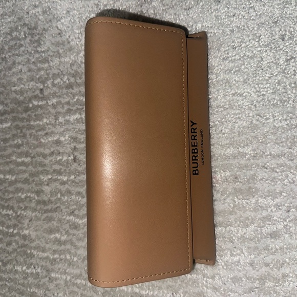 Burberry Beige Plaid Cat-Eye Sunglasses with Black Lenses - Picture 3 of 5